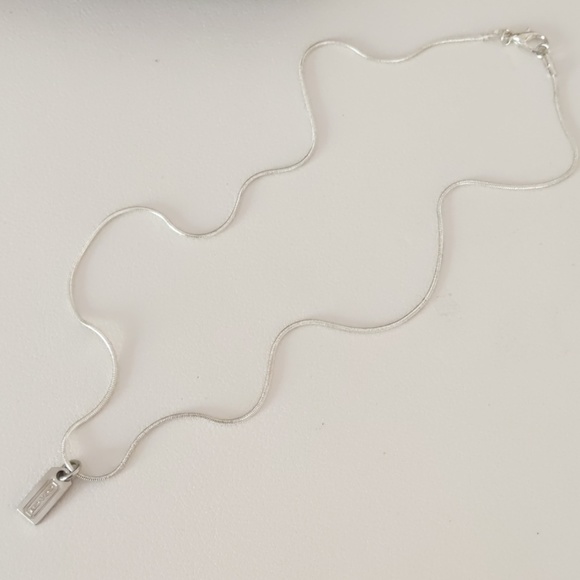 Coach Hangtag Charm Silver Plated Necklace New - Picture 6 of 8